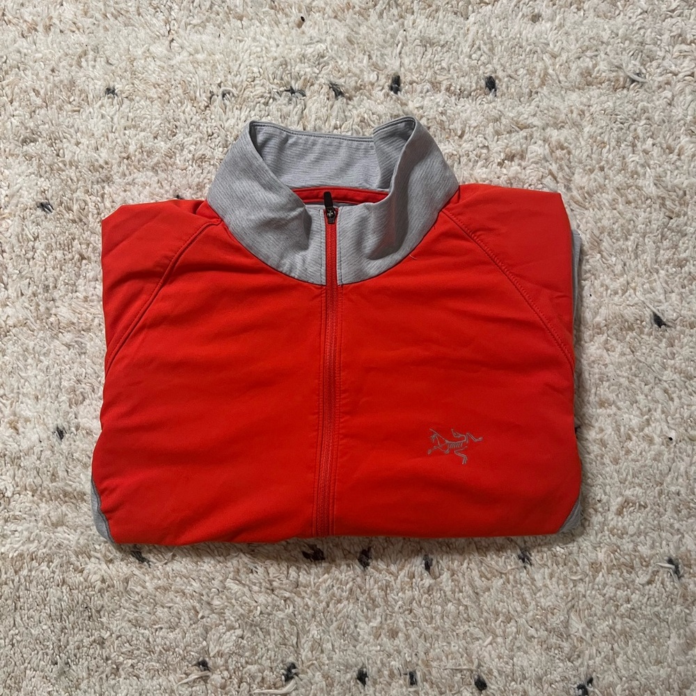 Arc’teryx Woman’s Long Sleeve Pullover